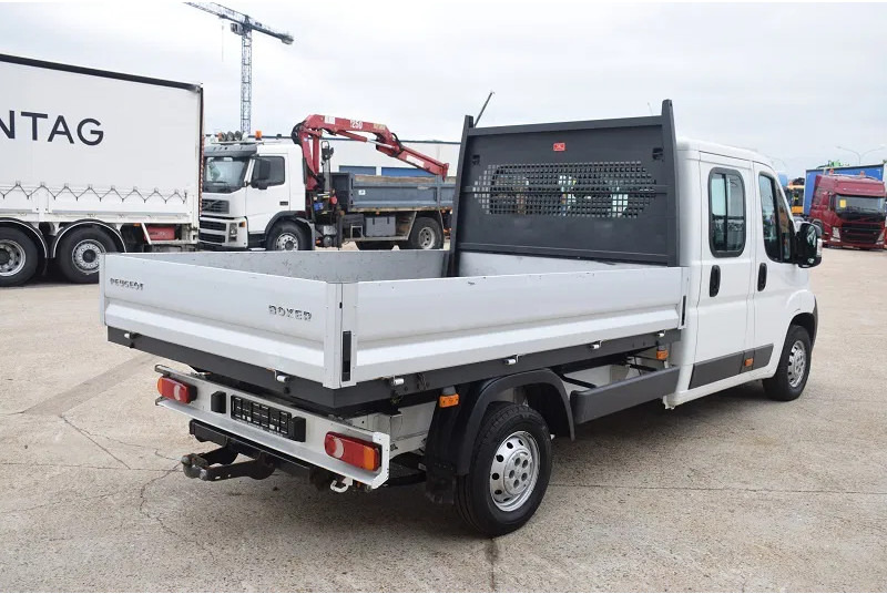 Peugeot Boxer 2.2 L -130 pk - - Dostavno vozilo s ravnom platformom, Dostavno vozilo s dvostrukom kabinom: slika Peugeot Boxer 2.2 L -130 pk - - Dostavno vozilo s ravnom platformom, Dostavno vozilo s dvostrukom kabinom Peugeot Boxer 2.2 L -130 pk - - Dostavno vozilo s ravnom platformom, Dostavno vozilo s dvostrukom kabinom: slika Peugeot Boxer 2.2 L -130 pk - - Dostavno vozilo s ravnom platformom, Dostavno vozilo s dvostrukom kabinom