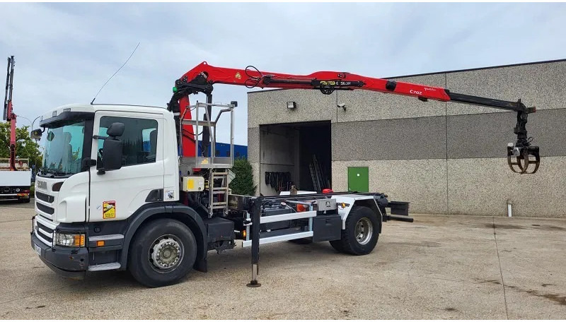 Scania P280 - Kamion s kranom: slika Scania P280 - Kamion s kranom Scania P280 - Kamion s kranom: slika Scania P280 - Kamion s kranom