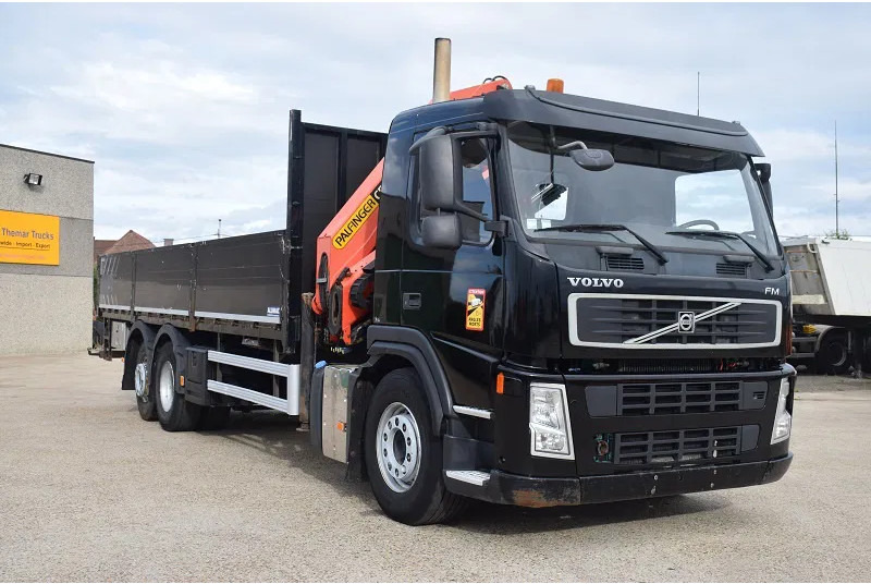 Volvo FM 330 - Kamion s kranom: slika Volvo FM 330 - Kamion s kranom Volvo FM 330 - Kamion s kranom: slika Volvo FM 330 - Kamion s kranom