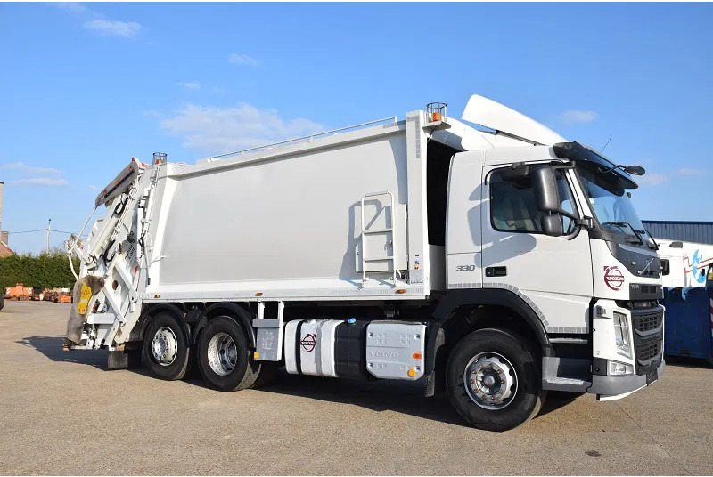 Volvo FM 330 - Kamion za odvoz smeća: slika Volvo FM 330 - Kamion za odvoz smeća Volvo FM 330 - Kamion za odvoz smeća: slika Volvo FM 330 - Kamion za odvoz smeća