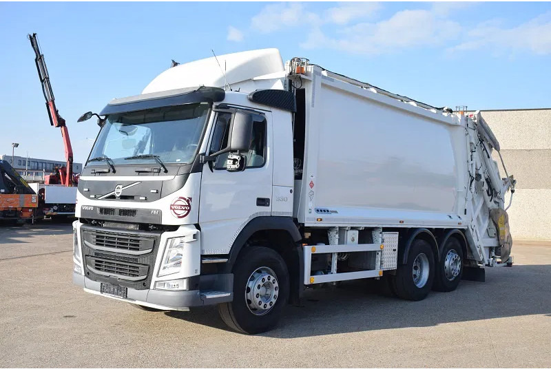Volvo FM 330 - Kamion za odvoz smeća: slika Volvo FM 330 - Kamion za odvoz smeća Volvo FM 330 - Kamion za odvoz smeća: slika Volvo FM 330 - Kamion za odvoz smeća