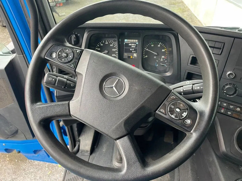 Mercedes-Benz Arocs 3342 *6x6*meegestuurd as*2zijdige kipper*Airco*Bluetooth - Kiper, Kamion s kranom: slika Mercedes-Benz Arocs 3342 *6x6*meegestuurd as*2zijdige kipper*Airco*Bluetooth - Kiper, Kamion s kranom Mercedes-Benz Arocs 3342 *6x6*meegestuurd as*2zijdige kipper*Airco*Bluetooth - Kiper, Kamion s kranom: slika Mercedes-Benz Arocs 3342 *6x6*meegestuurd as*2zijdige kipper*Airco*Bluetooth - Kiper, Kamion s kranom