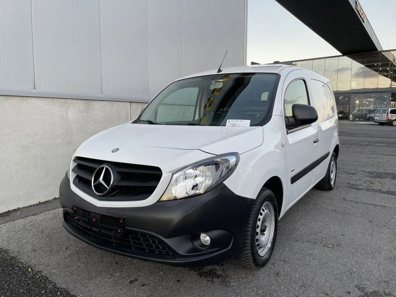 Mercedes-Benz Citan 109 CDI *Navigatie*Airco*Buitenspiegels verwarmd&elektr. verstelbaar - Mali kombi: slika Mercedes-Benz Citan 109 CDI *Navigatie*Airco*Buitenspiegels verwarmd&elektr. verstelbaar - Mali kombi Mercedes-Benz Citan 109 CDI *Navigatie*Airco*Buitenspiegels verwarmd&elektr. verstelbaar - Mali kombi: slika Mercedes-Benz Citan 109 CDI *Navigatie*Airco*Buitenspiegels verwarmd&elektr. verstelbaar - Mali kombi