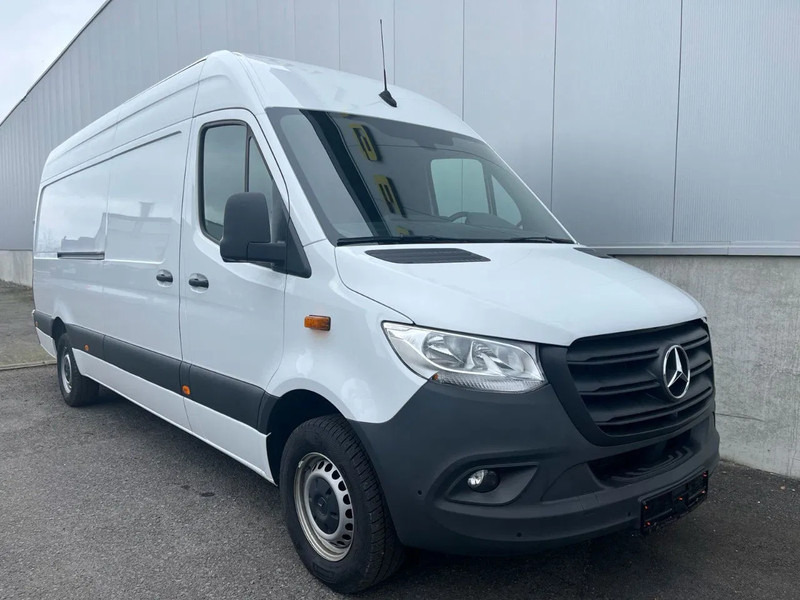 Mercedes-Benz Sprinter 315 L3H2*360°Camera*parktronic*cruise control*zetelverwarming* - Furgon: slika Mercedes-Benz Sprinter 315 L3H2*360°Camera*parktronic*cruise control*zetelverwarming* - Furgon Mercedes-Benz Sprinter 315 L3H2*360°Camera*parktronic*cruise control*zetelverwarming* - Furgon: slika Mercedes-Benz Sprinter 315 L3H2*360°Camera*parktronic*cruise control*zetelverwarming* - Furgon
