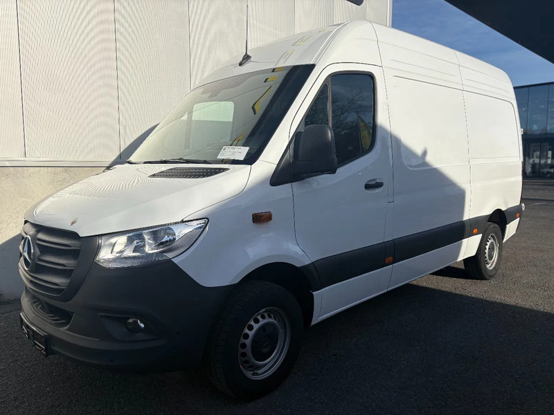 Mercedes-Benz Sprinter 315 L3H2*360°Camera*parktronic*cruise control*zetelverwarming* - Furgon: slika Mercedes-Benz Sprinter 315 L3H2*360°Camera*parktronic*cruise control*zetelverwarming* - Furgon Mercedes-Benz Sprinter 315 L3H2*360°Camera*parktronic*cruise control*zetelverwarming* - Furgon: slika Mercedes-Benz Sprinter 315 L3H2*360°Camera*parktronic*cruise control*zetelverwarming* - Furgon