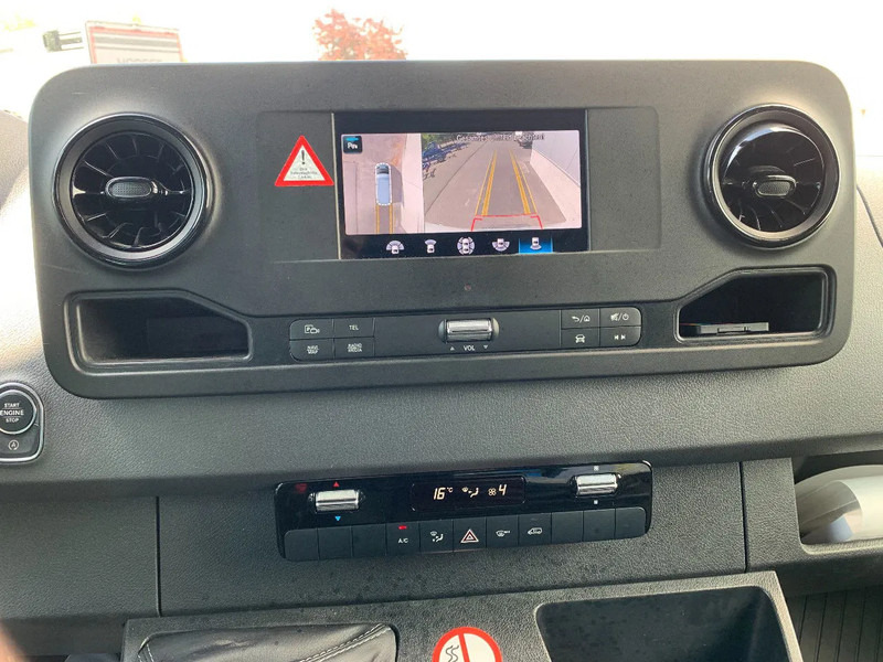 Mercedes-Benz Sprinter 315 L3H2*NEW Carrier xarios 350 -18°C*achteruitrijcamera*navigatie*zetelverwarming*360° camera* - Dostavno vozilo hladnjača: slika Mercedes-Benz Sprinter 315 L3H2*NEW Carrier xarios 350 -18°C*achteruitrijcamera*navigatie*zetelverwarming*360° camera* - Dostavno vozilo hladnjača Mercedes-Benz Sprinter 315 L3H2*NEW Carrier xarios 350 -18°C*achteruitrijcamera*navigatie*zetelverwarming*360° camera* - Dostavno vozilo hladnjača: slika Mercedes-Benz Sprinter 315 L3H2*NEW Carrier xarios 350 -18°C*achteruitrijcamera*navigatie*zetelverwarming*360° camera* - Dostavno vozilo hladnjača
