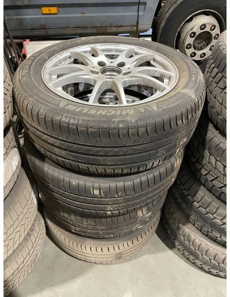 Michelin *205/55 R16 - Gume i felge za Automobil: slika Michelin *205/55 R16 - Gume i felge za Automobil Michelin *205/55 R16 - Gume i felge za Automobil: slika Michelin *205/55 R16 - Gume i felge za Automobil