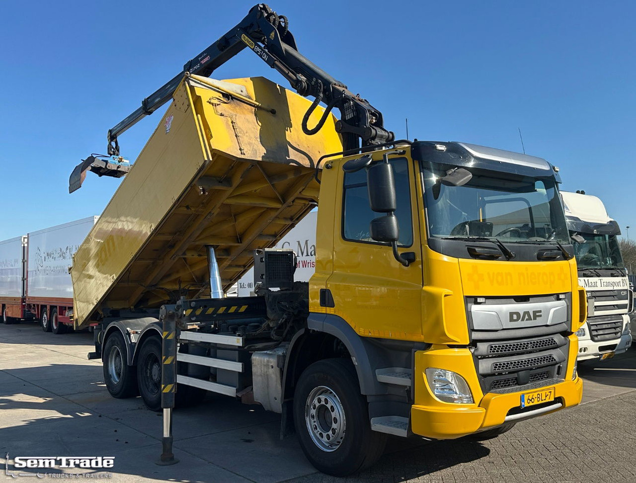 DAF CF 410 FAT 6X4 188.000 KM Palfinger 17 TON/Meter Kraan 2 Zijdige Ruizeveld K - Kamion s kranom: slika DAF CF 410 FAT 6X4 188.000 KM Palfinger 17 TON/Meter Kraan 2 Zijdige Ruizeveld K - Kamion s kranom DAF CF 410 FAT 6X4 188.000 KM Palfinger 17 TON/Meter Kraan 2 Zijdige Ruizeveld K - Kamion s kranom: slika DAF CF 410 FAT 6X4 188.000 KM Palfinger 17 TON/Meter Kraan 2 Zijdige Ruizeveld K - Kamion s kranom