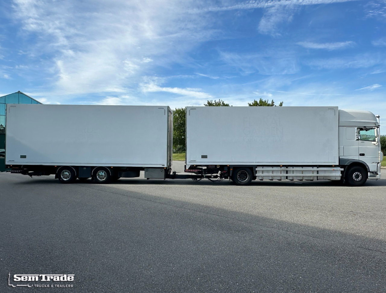 DAF XF 460 SSC Only 636.000 KM Tail Lift Cooling TOP Condition Holland-Combi - Kamion hladnjača: slika DAF XF 460 SSC Only 636.000 KM Tail Lift Cooling TOP Condition Holland-Combi - Kamion hladnjača DAF XF 460 SSC Only 636.000 KM Tail Lift Cooling TOP Condition Holland-Combi - Kamion hladnjača: slika DAF XF 460 SSC Only 636.000 KM Tail Lift Cooling TOP Condition Holland-Combi - Kamion hladnjača