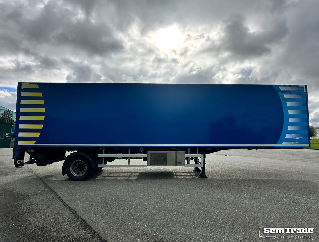 HRD NTS BI-Temp Cooling Tail Lift Steering Axle City Trailer - Poluprikolica hladnjača: slika HRD NTS BI-Temp Cooling Tail Lift Steering Axle City Trailer - Poluprikolica hladnjača HRD NTS BI-Temp Cooling Tail Lift Steering Axle City Trailer - Poluprikolica hladnjača: slika HRD NTS BI-Temp Cooling Tail Lift Steering Axle City Trailer - Poluprikolica hladnjača