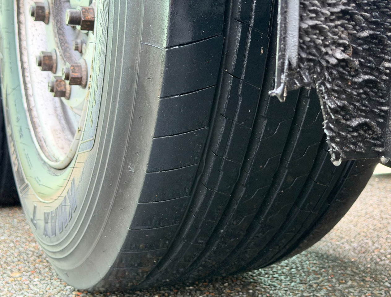 Transporter kontejnera/ Poluprikolica s izmjenjivim sanducima Kögel S24-2 Back Slider Lift Axle Disc Brakes 3 Pieces Available NL-Trailer: slika Transporter kontejnera/ Poluprikolica s izmjenjivim sanducima Kögel S24-2 Back Slider Lift Axle Disc Brakes 3 Pieces Available NL-Trailer Transporter kontejnera/ Poluprikolica s izmjenjivim sanducima Kögel S24-2 Back Slider Lift Axle Disc Brakes 3 Pieces Available NL-Trailer: slika Transporter kontejnera/ Poluprikolica s izmjenjivim sanducima Kögel S24-2 Back Slider Lift Axle Disc Brakes 3 Pieces Available NL-Trailer