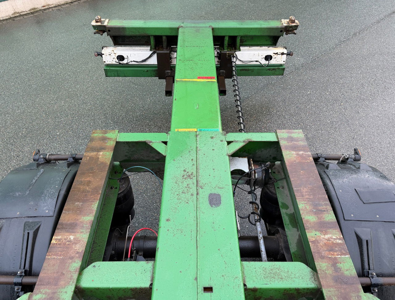 Transporter kontejnera/ Poluprikolica s izmjenjivim sanducima Kögel S24-2 Back Slider Lift Axle Disc Brakes 3 Pieces Available NL-Trailer: slika Transporter kontejnera/ Poluprikolica s izmjenjivim sanducima Kögel S24-2 Back Slider Lift Axle Disc Brakes 3 Pieces Available NL-Trailer Transporter kontejnera/ Poluprikolica s izmjenjivim sanducima Kögel S24-2 Back Slider Lift Axle Disc Brakes 3 Pieces Available NL-Trailer: slika Transporter kontejnera/ Poluprikolica s izmjenjivim sanducima Kögel S24-2 Back Slider Lift Axle Disc Brakes 3 Pieces Available NL-Trailer