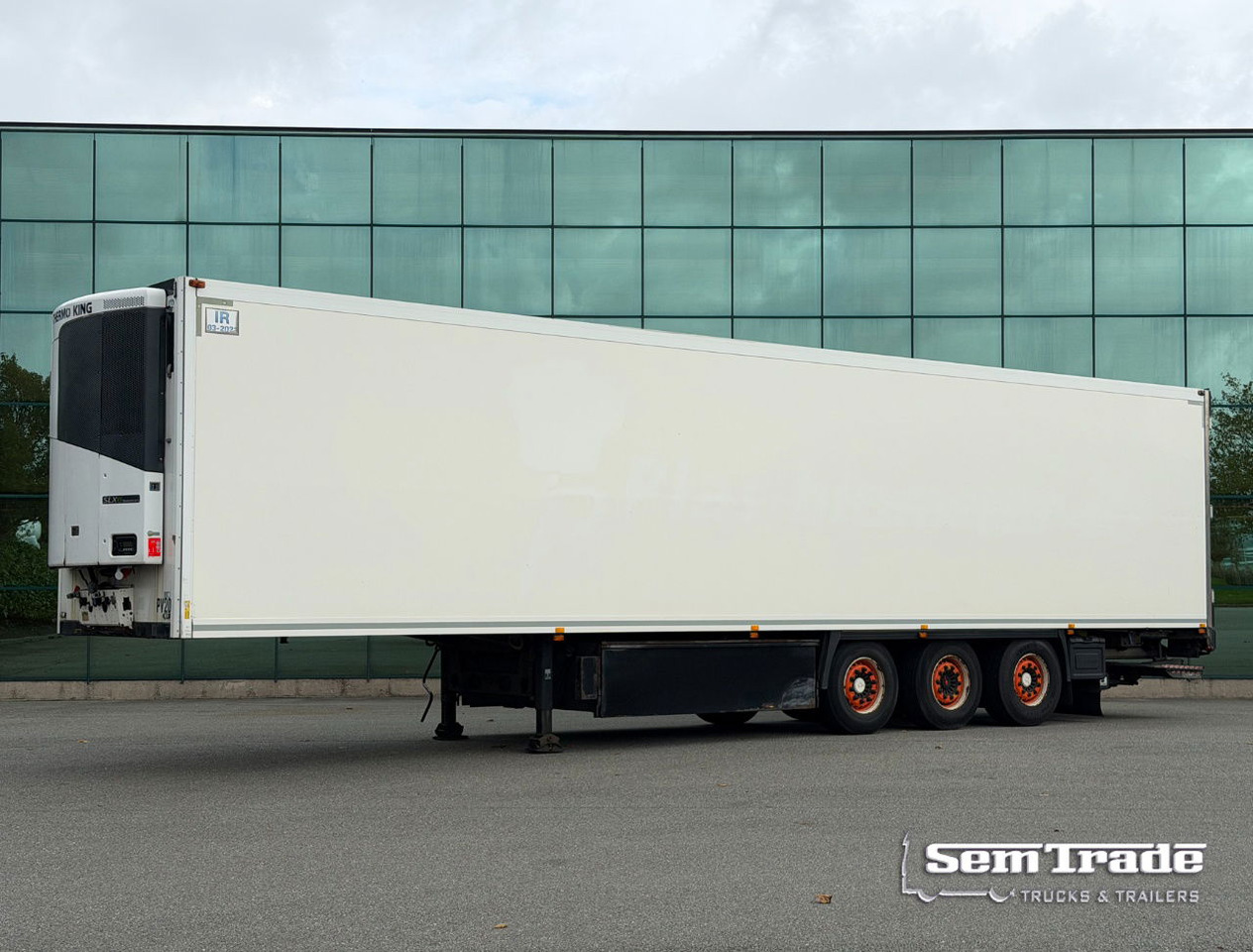 Krone SD Thermo King SLXe Spectrum BI Temp Flower Wide 270 CM High 2.000 KG Lift Disc Brakes NL Trailer - Poluprikolica hladnjača: slika Krone SD Thermo King SLXe Spectrum BI Temp Flower Wide 270 CM High 2.000 KG Lift Disc Brakes NL Trailer - Poluprikolica hladnjača Krone SD Thermo King SLXe Spectrum BI Temp Flower Wide 270 CM High 2.000 KG Lift Disc Brakes NL Trailer - Poluprikolica hladnjača: slika Krone SD Thermo King SLXe Spectrum BI Temp Flower Wide 270 CM High 2.000 KG Lift Disc Brakes NL Trailer - Poluprikolica hladnjača