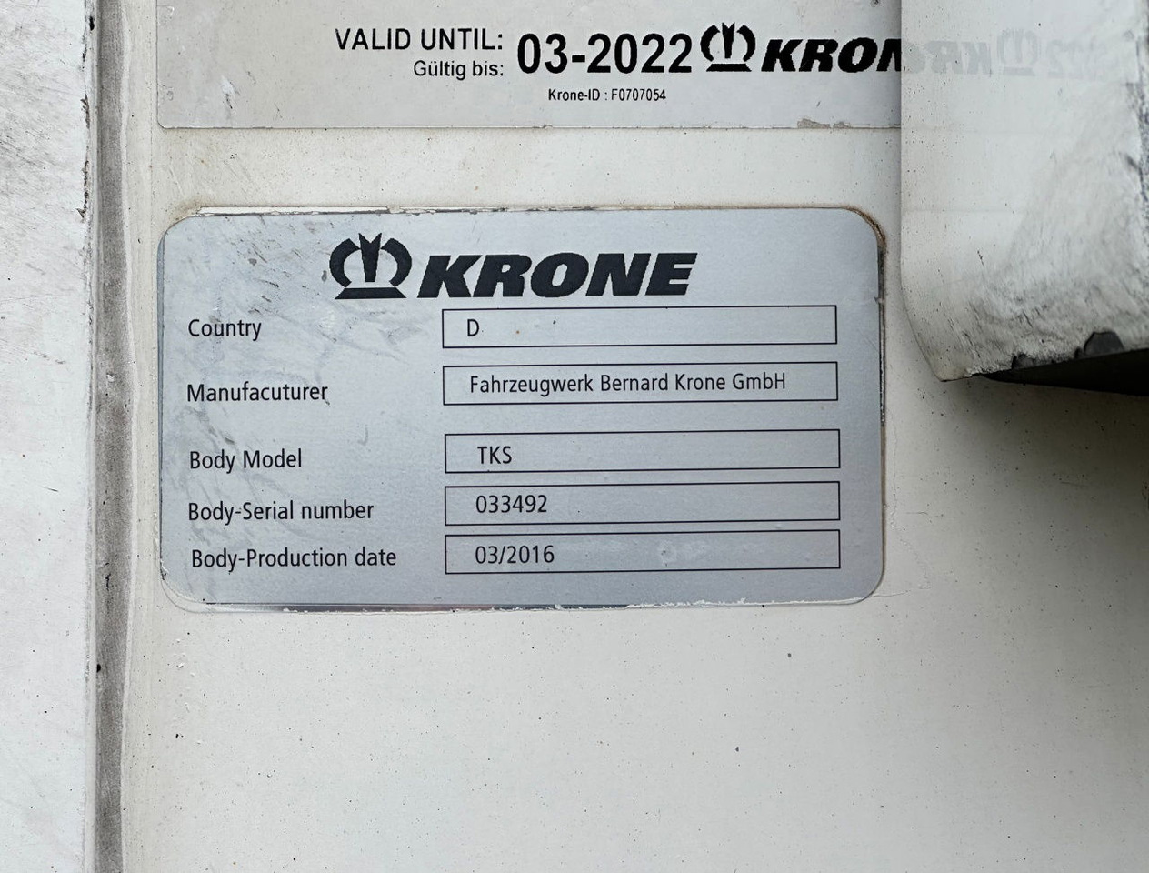 Poluprikolica hladnjača Krone TKS Thermo King SLXe Spectrum BI-Temp Lift Axle Holland-Trailer: slika Poluprikolica hladnjača Krone TKS Thermo King SLXe Spectrum BI-Temp Lift Axle Holland-Trailer