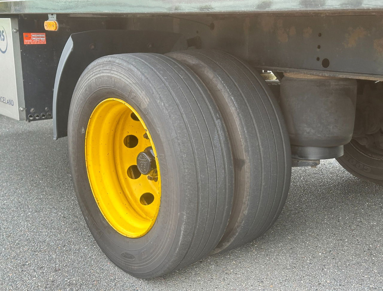 Kamion hladnjača Scania R450 Retarder TRS Cooling Heiwo Isolated Boxes Tail Lift NL-Combi: slika Kamion hladnjača Scania R450 Retarder TRS Cooling Heiwo Isolated Boxes Tail Lift NL-Combi