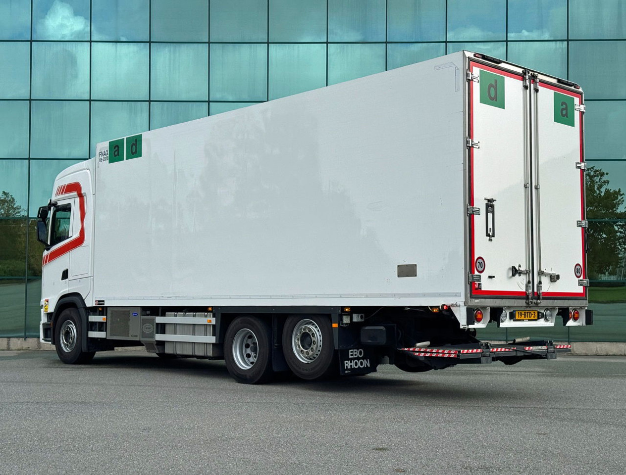 Scania S500 6X2 Retarder 815 x 250 x 275 CM Inside TOP Condition Holland Truck - Kamion hladnjača: slika Scania S500 6X2 Retarder 815 x 250 x 275 CM Inside TOP Condition Holland Truck - Kamion hladnjača Scania S500 6X2 Retarder 815 x 250 x 275 CM Inside TOP Condition Holland Truck - Kamion hladnjača: slika Scania S500 6X2 Retarder 815 x 250 x 275 CM Inside TOP Condition Holland Truck - Kamion hladnjača