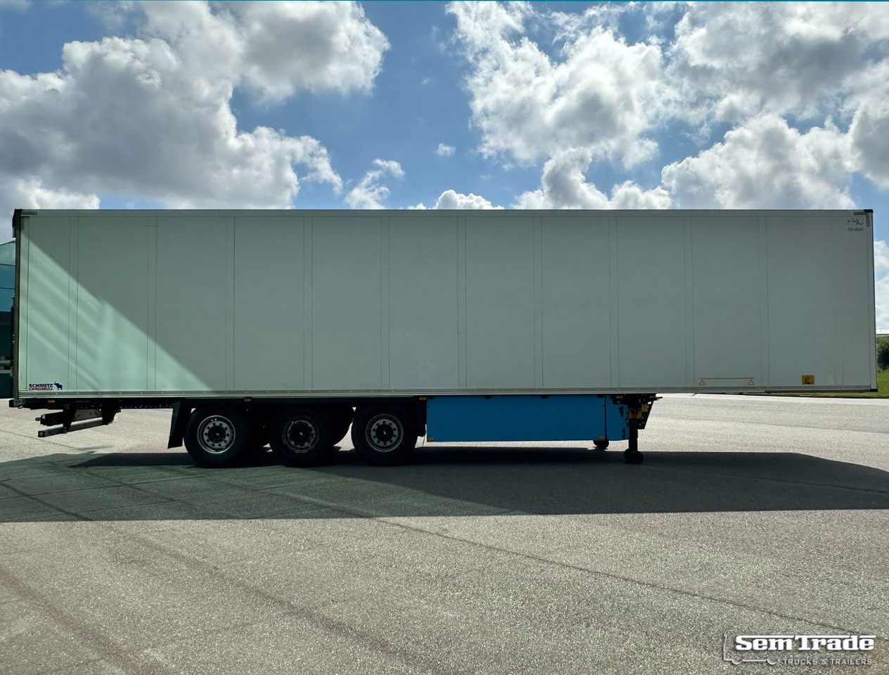 Schmitz Cargobull SCBS3B Thermo King SLXe 300 Lift Axle Holland-Trailer - Poluprikolica hladnjača: slika Schmitz Cargobull SCBS3B Thermo King SLXe 300 Lift Axle Holland-Trailer - Poluprikolica hladnjača Schmitz Cargobull SCBS3B Thermo King SLXe 300 Lift Axle Holland-Trailer - Poluprikolica hladnjača: slika Schmitz Cargobull SCBS3B Thermo King SLXe 300 Lift Axle Holland-Trailer - Poluprikolica hladnjača