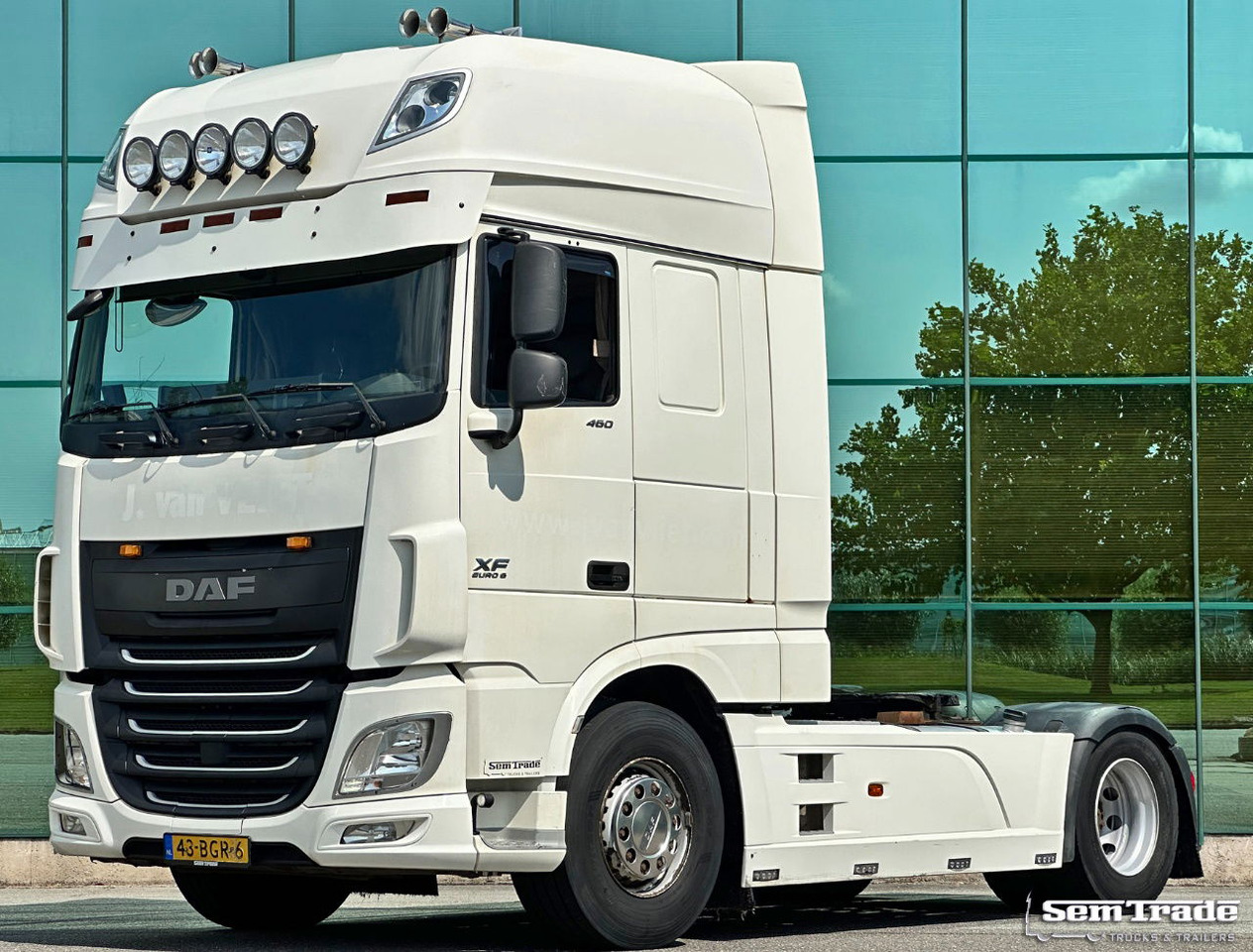 DAF XF 460 FT SSC Euro 6 Full Spoiler 2X Tanks Holland-Truck - Tegljač: slika DAF XF 460 FT SSC Euro 6 Full Spoiler 2X Tanks Holland-Truck - Tegljač DAF XF 460 FT SSC Euro 6 Full Spoiler 2X Tanks Holland-Truck - Tegljač: slika DAF XF 460 FT SSC Euro 6 Full Spoiler 2X Tanks Holland-Truck - Tegljač
