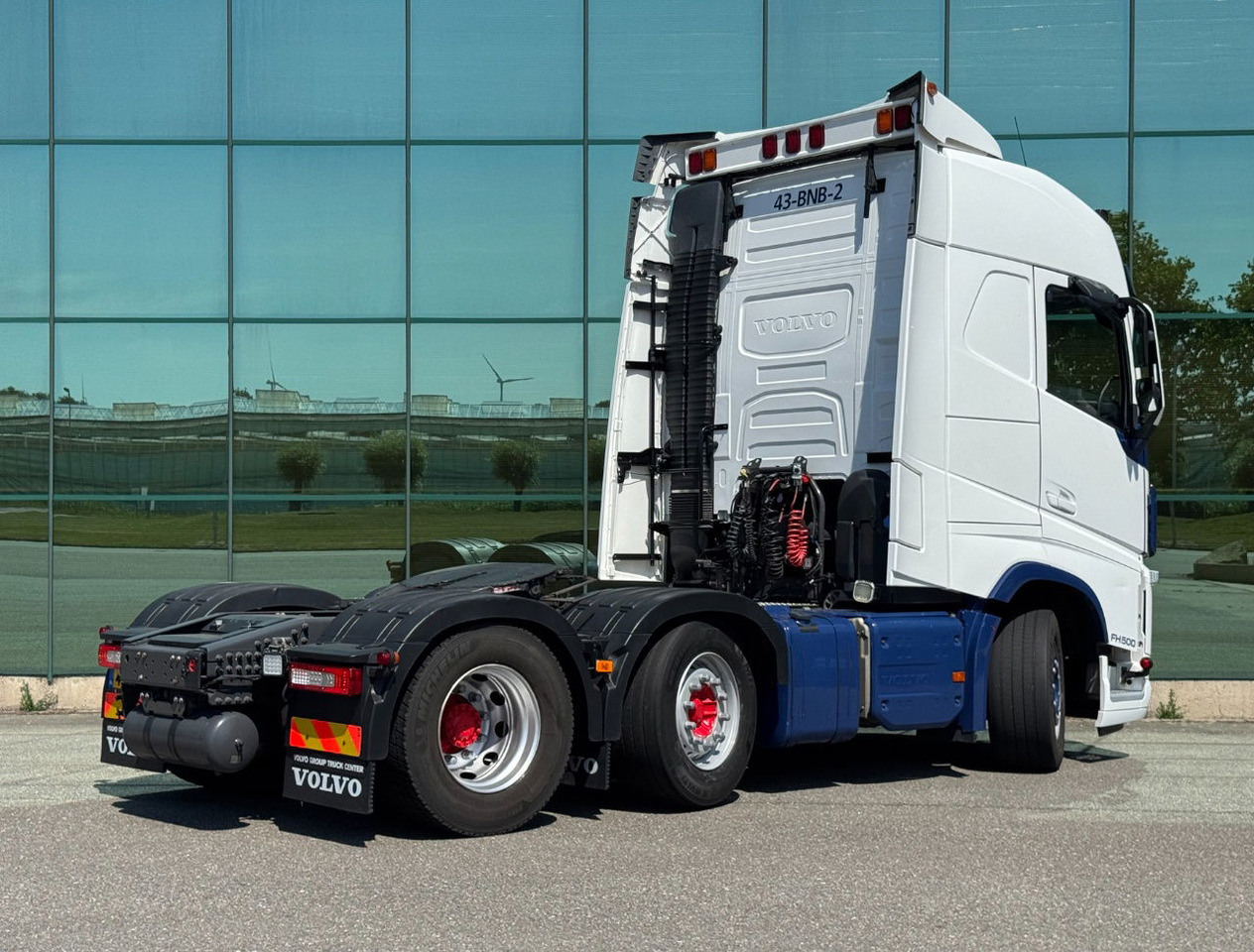 Volvo FH 500 6X2 Globetrotter 2x Tanks Only 667.000 KM Super Condition NL Truck - Tegljač: slika Volvo FH 500 6X2 Globetrotter 2x Tanks Only 667.000 KM Super Condition NL Truck - Tegljač Volvo FH 500 6X2 Globetrotter 2x Tanks Only 667.000 KM Super Condition NL Truck - Tegljač: slika Volvo FH 500 6X2 Globetrotter 2x Tanks Only 667.000 KM Super Condition NL Truck - Tegljač