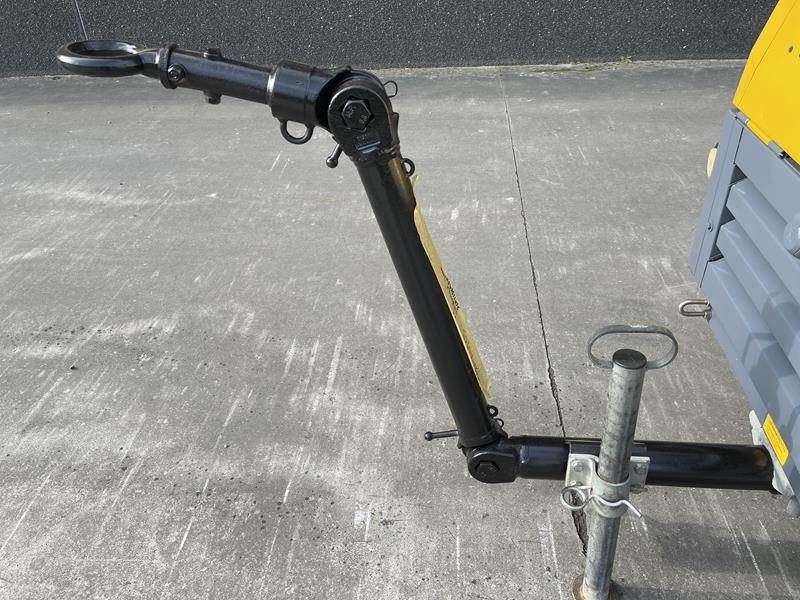 Atlas-Copco XAS 37 KD - Zračni kompresor: slika Atlas-Copco XAS 37 KD - Zračni kompresor Atlas-Copco XAS 37 KD - Zračni kompresor: slika Atlas-Copco XAS 37 KD - Zračni kompresor