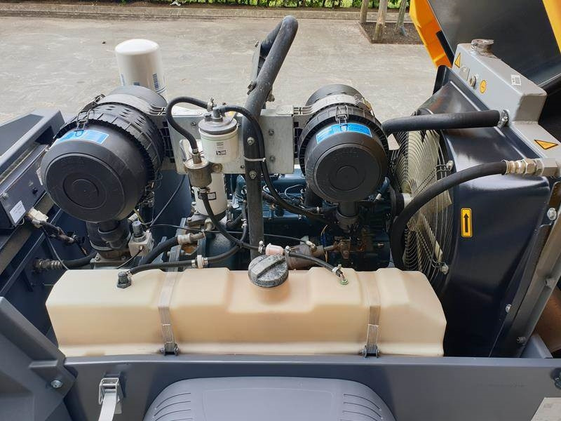 Atlas-Copco XAS 68 KD - Zračni kompresor: slika Atlas-Copco XAS 68 KD - Zračni kompresor Atlas-Copco XAS 68 KD - Zračni kompresor: slika Atlas-Copco XAS 68 KD - Zračni kompresor