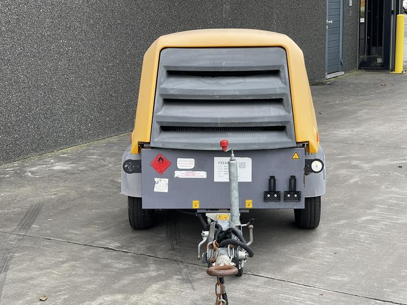 Atlas-Copco XAS 88 KD - Zračni kompresor: slika Atlas-Copco XAS 88 KD - Zračni kompresor Atlas-Copco XAS 88 KD - Zračni kompresor: slika Atlas-Copco XAS 88 KD - Zračni kompresor