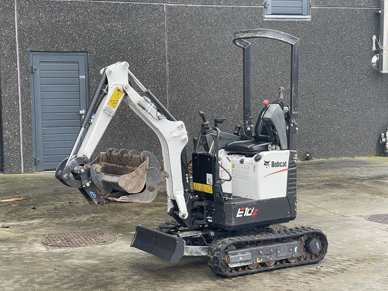 Bobcat E 10 Z - Mini bager: slika Bobcat E 10 Z - Mini bager Bobcat E 10 Z - Mini bager: slika Bobcat E 10 Z - Mini bager