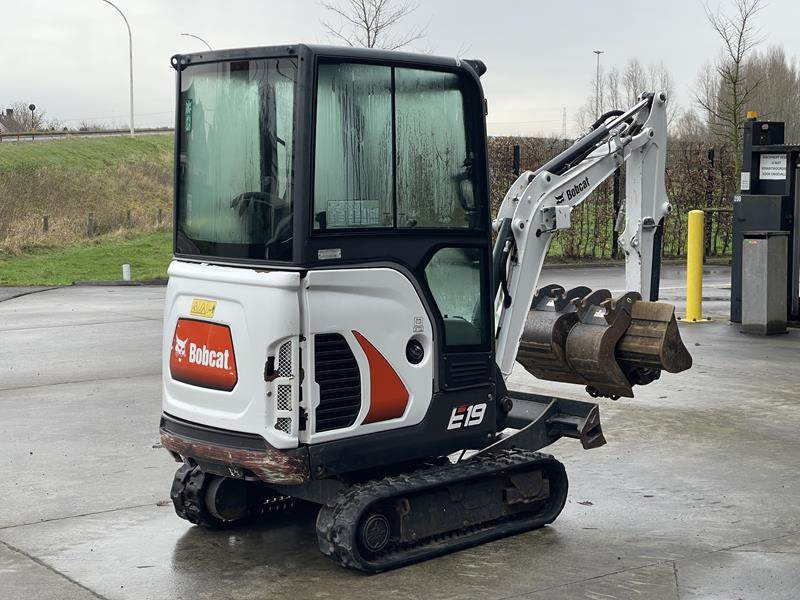 Bobcat E 19 - Mini bager: slika Bobcat E 19 - Mini bager Bobcat E 19 - Mini bager: slika Bobcat E 19 - Mini bager