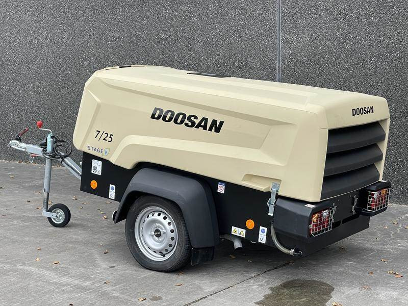 Zračni kompresor Doosan 7 / 25 - G - N: slika Zračni kompresor Doosan 7 / 25 - G - N