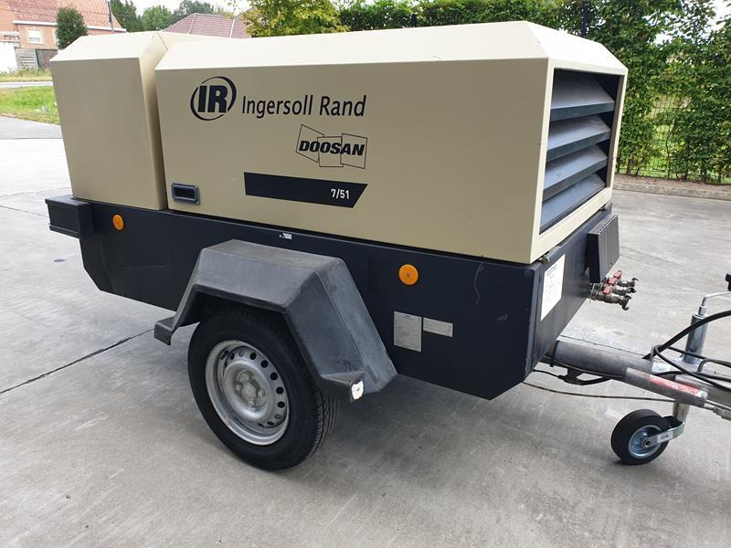 Doosan 7 / 51 - Zračni kompresor: slika Doosan 7 / 51 - Zračni kompresor Doosan 7 / 51 - Zračni kompresor: slika Doosan 7 / 51 - Zračni kompresor