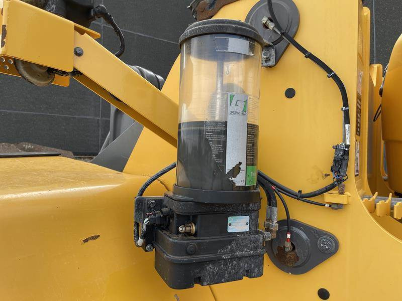 Volvo L 150 H - Utovarivač na kotačima: slika Volvo L 150 H - Utovarivač na kotačima Volvo L 150 H - Utovarivač na kotačima: slika Volvo L 150 H - Utovarivač na kotačima