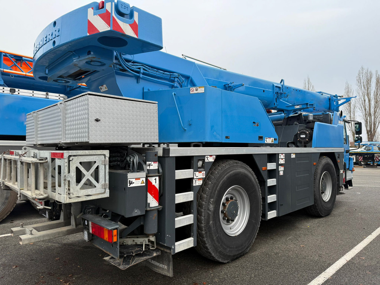 LIEBHERR LTM 1030-2.1 - Autodizalica: slika LIEBHERR LTM 1030-2.1 - Autodizalica LIEBHERR LTM 1030-2.1 - Autodizalica: slika LIEBHERR LTM 1030-2.1 - Autodizalica