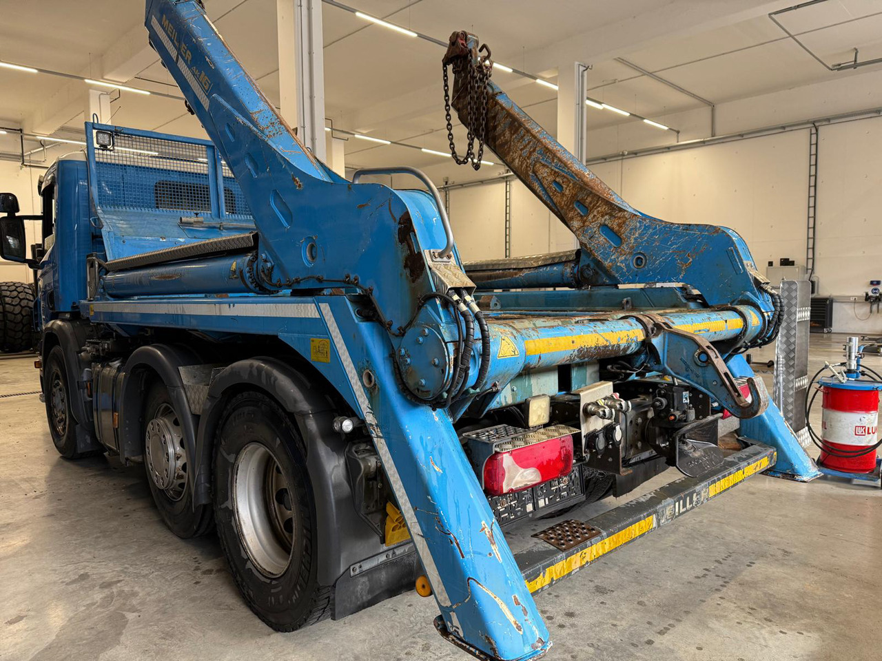 SCANIA P450 6x2 + AK16N TC - Utovarivač s proklizavajućim upravljanjem: slika SCANIA P450 6x2 + AK16N TC - Utovarivač s proklizavajućim upravljanjem SCANIA P450 6x2 + AK16N TC - Utovarivač s proklizavajućim upravljanjem: slika SCANIA P450 6x2 + AK16N TC - Utovarivač s proklizavajućim upravljanjem