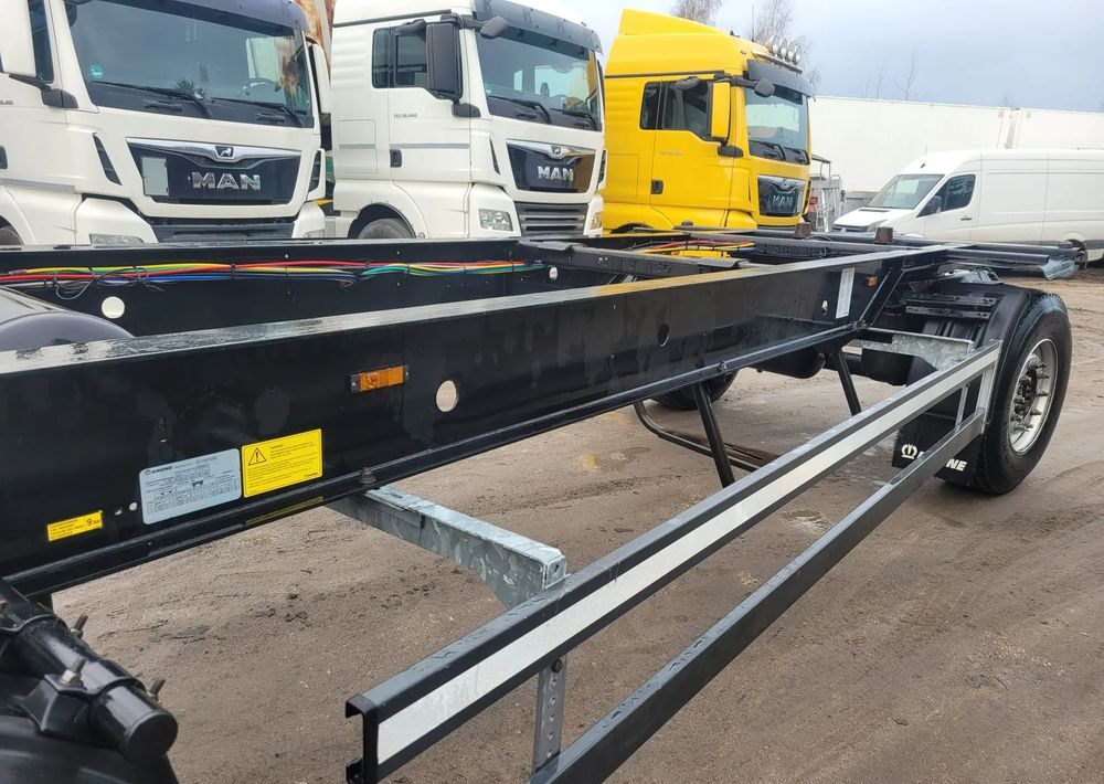 Krone Przyczepa BDF - Transporter kontejnera/ Prikolica s izmjenjivim sanducima: slika Krone Przyczepa BDF - Transporter kontejnera/ Prikolica s izmjenjivim sanducima Krone Przyczepa BDF - Transporter kontejnera/ Prikolica s izmjenjivim sanducima: slika Krone Przyczepa BDF - Transporter kontejnera/ Prikolica s izmjenjivim sanducima