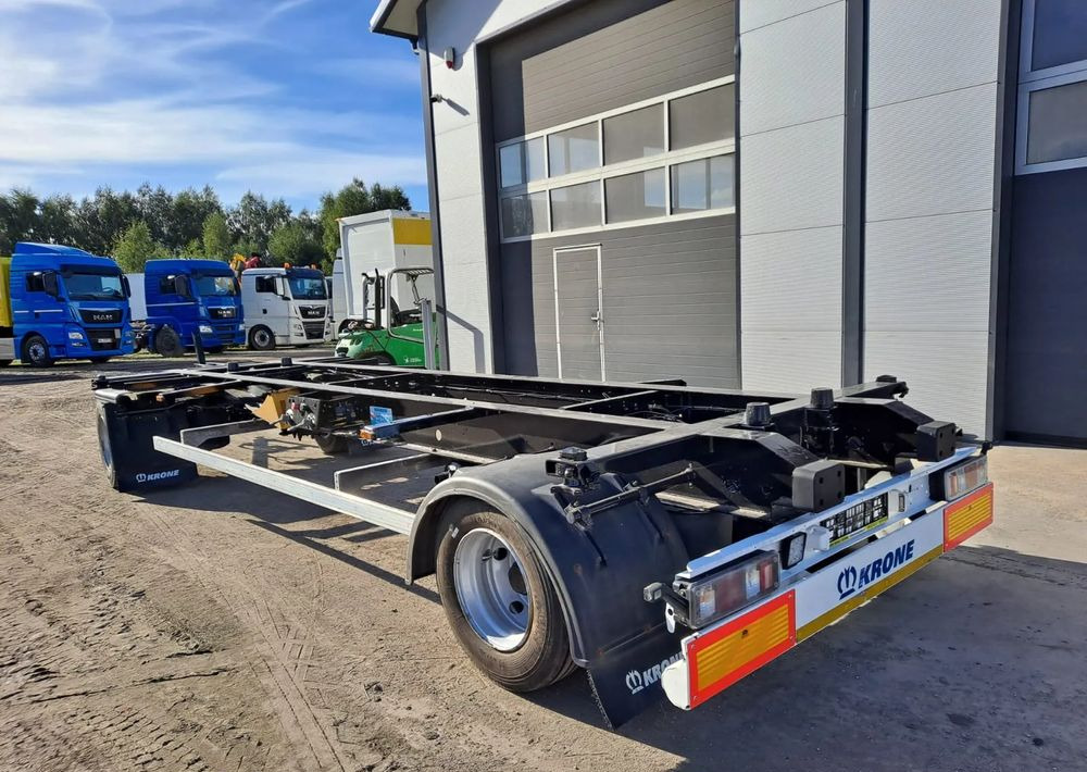 Krone Przyczepa Krone BDF 2017r - Transporter kontejnera/ Prikolica s izmjenjivim sanducima: slika Krone Przyczepa Krone BDF 2017r - Transporter kontejnera/ Prikolica s izmjenjivim sanducima Krone Przyczepa Krone BDF 2017r - Transporter kontejnera/ Prikolica s izmjenjivim sanducima: slika Krone Przyczepa Krone BDF 2017r - Transporter kontejnera/ Prikolica s izmjenjivim sanducima