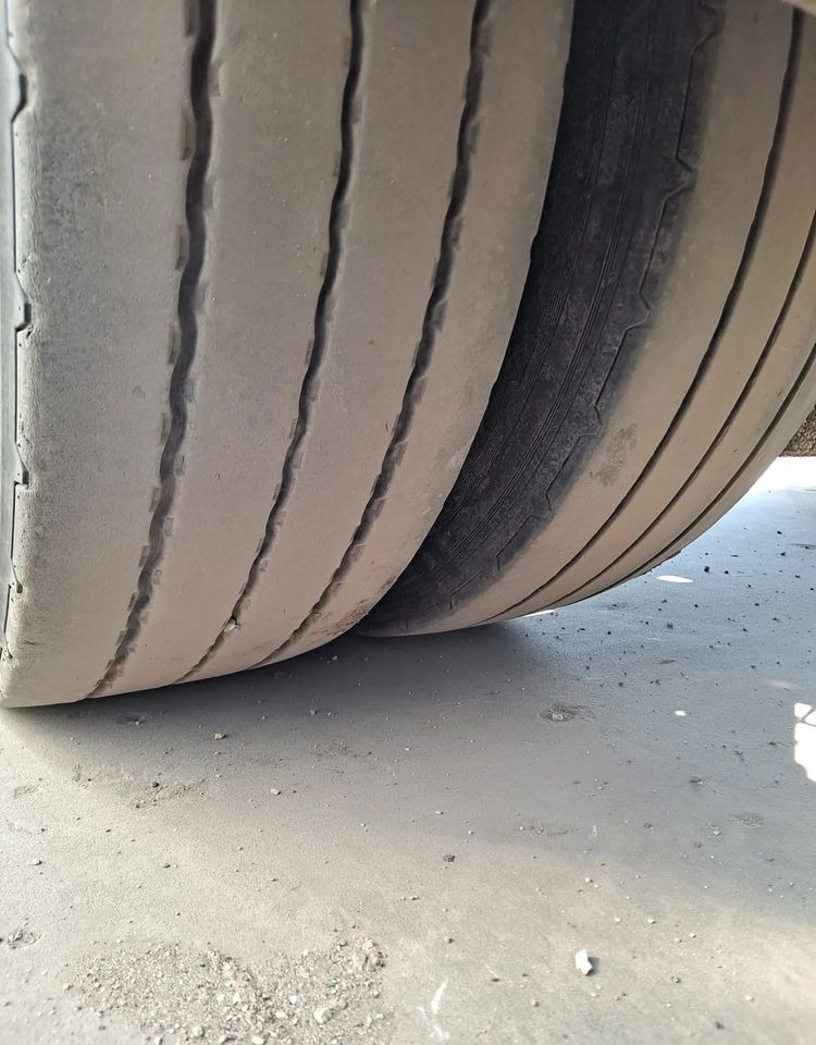 Krone Przyczepa Tandem - Transporter kontejnera/ Prikolica s izmjenjivim sanducima: slika Krone Przyczepa Tandem - Transporter kontejnera/ Prikolica s izmjenjivim sanducima Krone Przyczepa Tandem - Transporter kontejnera/ Prikolica s izmjenjivim sanducima: slika Krone Przyczepa Tandem - Transporter kontejnera/ Prikolica s izmjenjivim sanducima