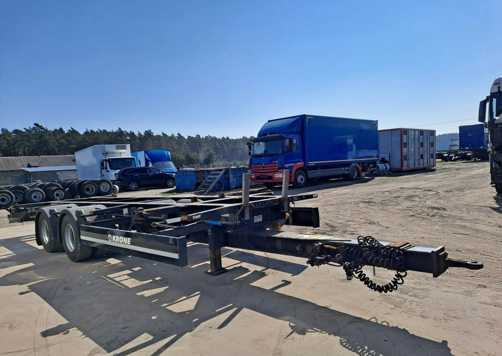 Krone Przyczepa Tandem - Transporter kontejnera/ Prikolica s izmjenjivim sanducima: slika Krone Przyczepa Tandem - Transporter kontejnera/ Prikolica s izmjenjivim sanducima Krone Przyczepa Tandem - Transporter kontejnera/ Prikolica s izmjenjivim sanducima: slika Krone Przyczepa Tandem - Transporter kontejnera/ Prikolica s izmjenjivim sanducima