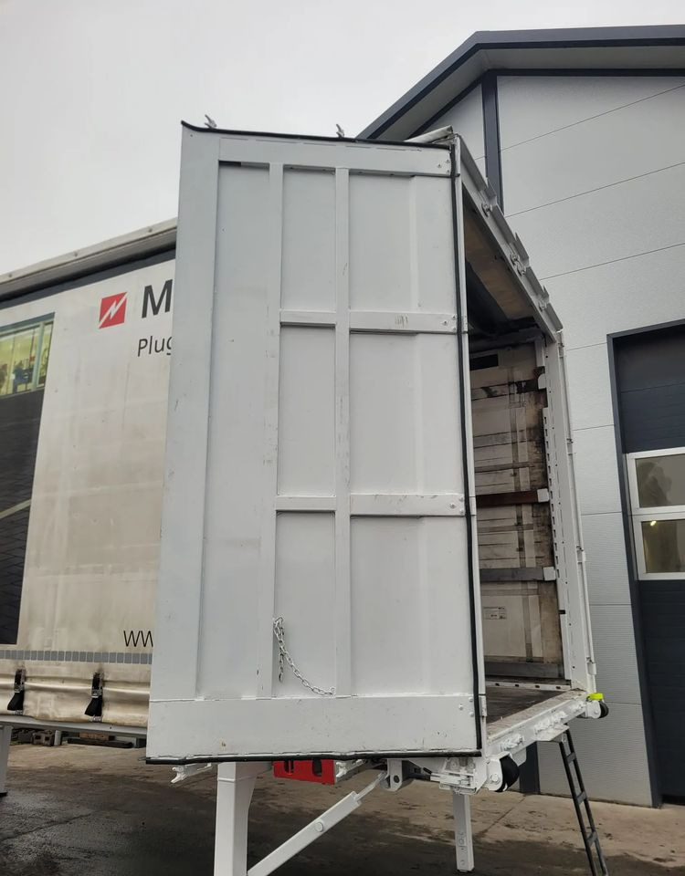 Krone Zabudowa BDF Krone 7,45m - Izmjenjivi sanduk s bočnom kliznom ceradom: slika Krone Zabudowa BDF Krone 7,45m - Izmjenjivi sanduk s bočnom kliznom ceradom Krone Zabudowa BDF Krone 7,45m - Izmjenjivi sanduk s bočnom kliznom ceradom: slika Krone Zabudowa BDF Krone 7,45m - Izmjenjivi sanduk s bočnom kliznom ceradom