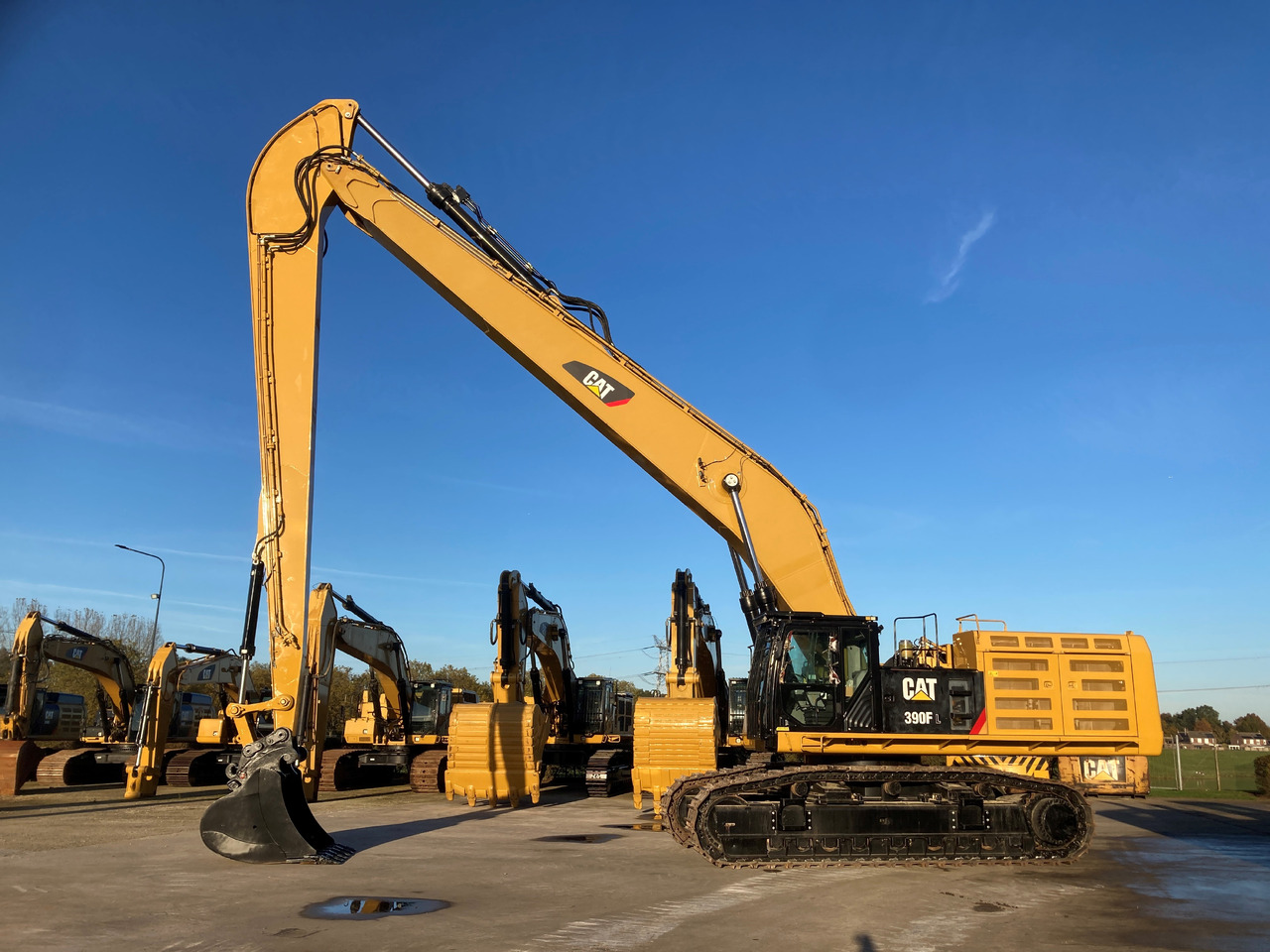 CATERPILLAR 390F Long Reach (coming in) - Bager gusjeničar: slika CATERPILLAR 390F Long Reach (coming in) - Bager gusjeničar CATERPILLAR 390F Long Reach (coming in) - Bager gusjeničar: slika CATERPILLAR 390F Long Reach (coming in) - Bager gusjeničar