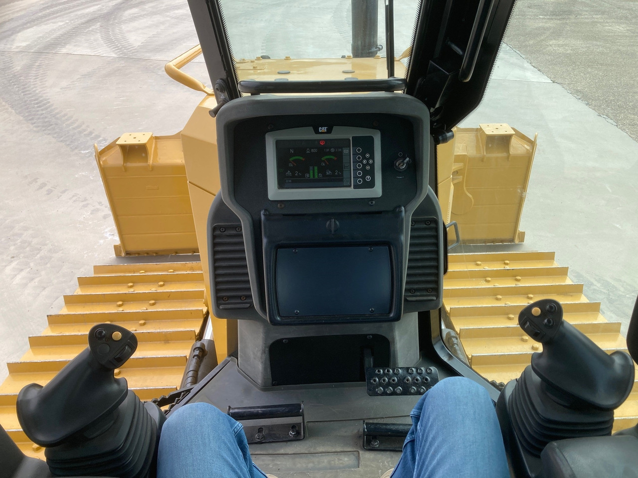 Buldožer CATERPILLAR D6K2 LGP: slika Buldožer CATERPILLAR D6K2 LGP