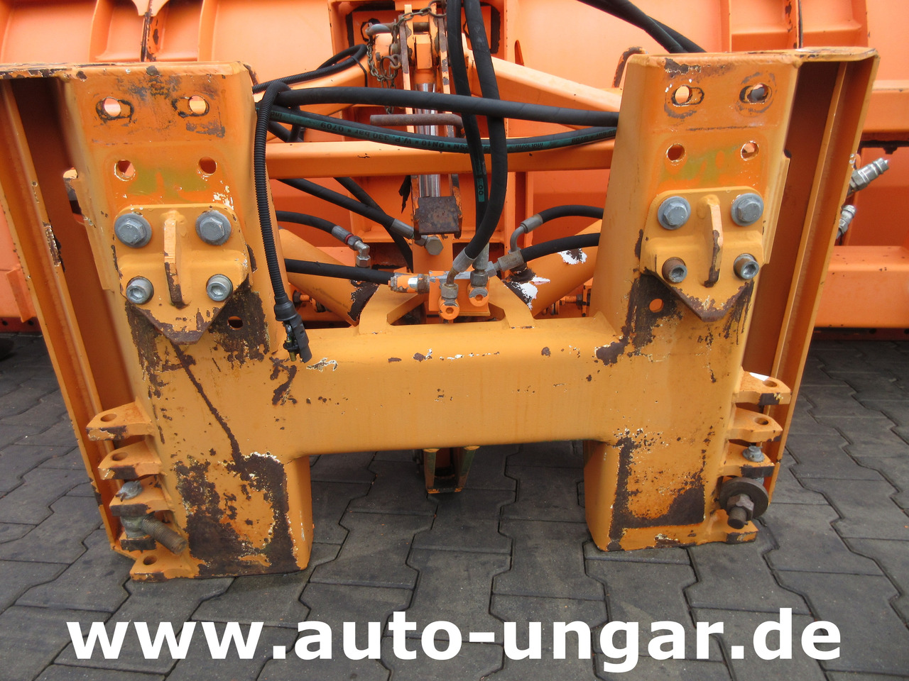 Beilhack PV30-4 Schneepflug LKW - Unimog 360cm Schneeschild Winterdienst - Vozilo za čišćenje snijega: slika Beilhack PV30-4 Schneepflug LKW - Unimog 360cm Schneeschild Winterdienst - Vozilo za čišćenje snijega Beilhack PV30-4 Schneepflug LKW - Unimog 360cm Schneeschild Winterdienst - Vozilo za čišćenje snijega: slika Beilhack PV30-4 Schneepflug LKW - Unimog 360cm Schneeschild Winterdienst - Vozilo za čišćenje snijega