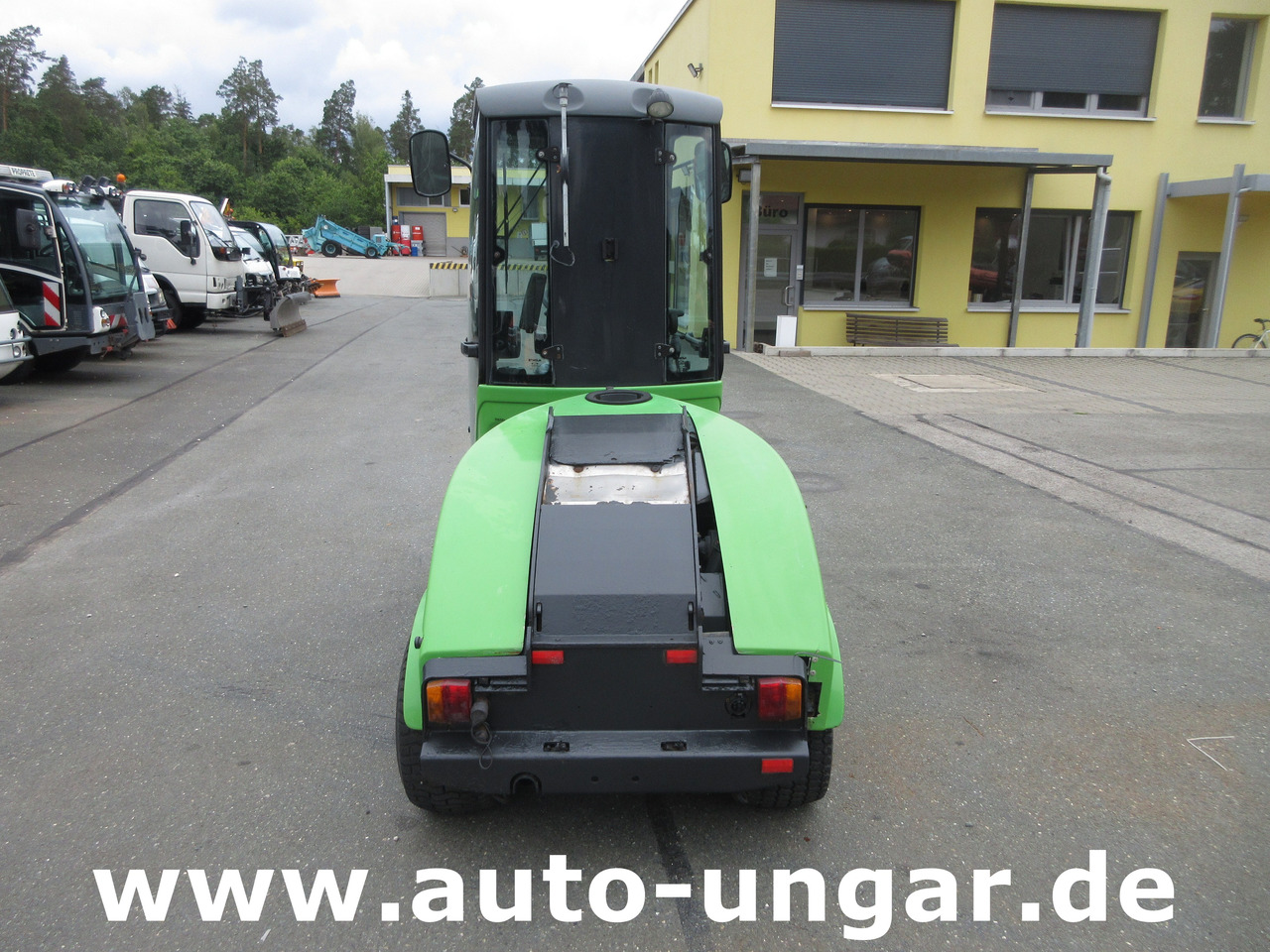 Egholm 2200 T Moduloflex 4x4 Knicklenkung Baujahr 2009 Daihatsu DM950 Diesel - Općinski traktor: slika Egholm 2200 T Moduloflex 4x4 Knicklenkung Baujahr 2009 Daihatsu DM950 Diesel - Općinski traktor Egholm 2200 T Moduloflex 4x4 Knicklenkung Baujahr 2009 Daihatsu DM950 Diesel - Općinski traktor: slika Egholm 2200 T Moduloflex 4x4 Knicklenkung Baujahr 2009 Daihatsu DM950 Diesel - Općinski traktor