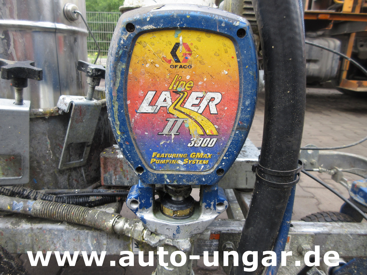 Graco LineLazer II 3900 Airless Roadmarking Machine Hofmann Markiermaschine - Stroj za asfaltiranje: slika Graco LineLazer II 3900 Airless Roadmarking Machine Hofmann Markiermaschine - Stroj za asfaltiranje Graco LineLazer II 3900 Airless Roadmarking Machine Hofmann Markiermaschine - Stroj za asfaltiranje: slika Graco LineLazer II 3900 Airless Roadmarking Machine Hofmann Markiermaschine - Stroj za asfaltiranje