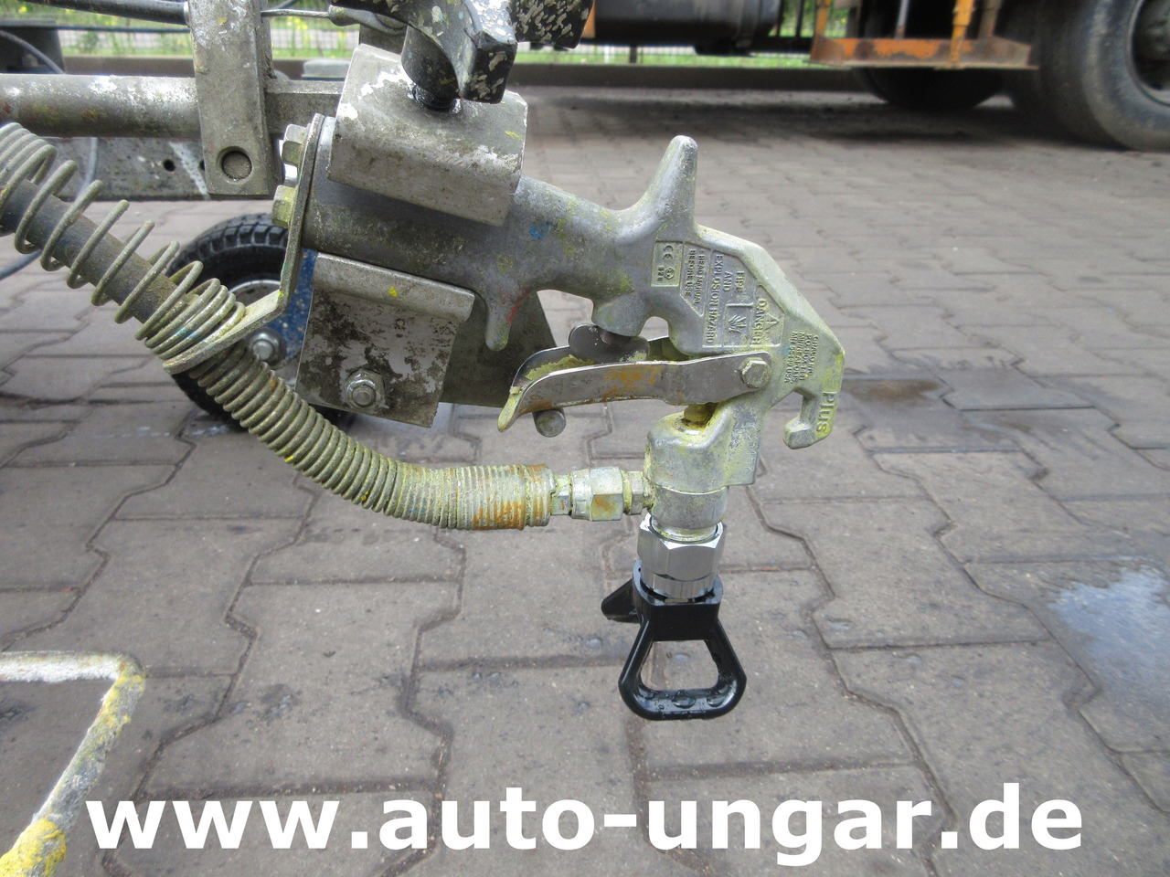 Graco LineLazer II 3900 Airless Roadmarking Machine Hofmann Markiermaschine - Stroj za asfaltiranje: slika Graco LineLazer II 3900 Airless Roadmarking Machine Hofmann Markiermaschine - Stroj za asfaltiranje Graco LineLazer II 3900 Airless Roadmarking Machine Hofmann Markiermaschine - Stroj za asfaltiranje: slika Graco LineLazer II 3900 Airless Roadmarking Machine Hofmann Markiermaschine - Stroj za asfaltiranje