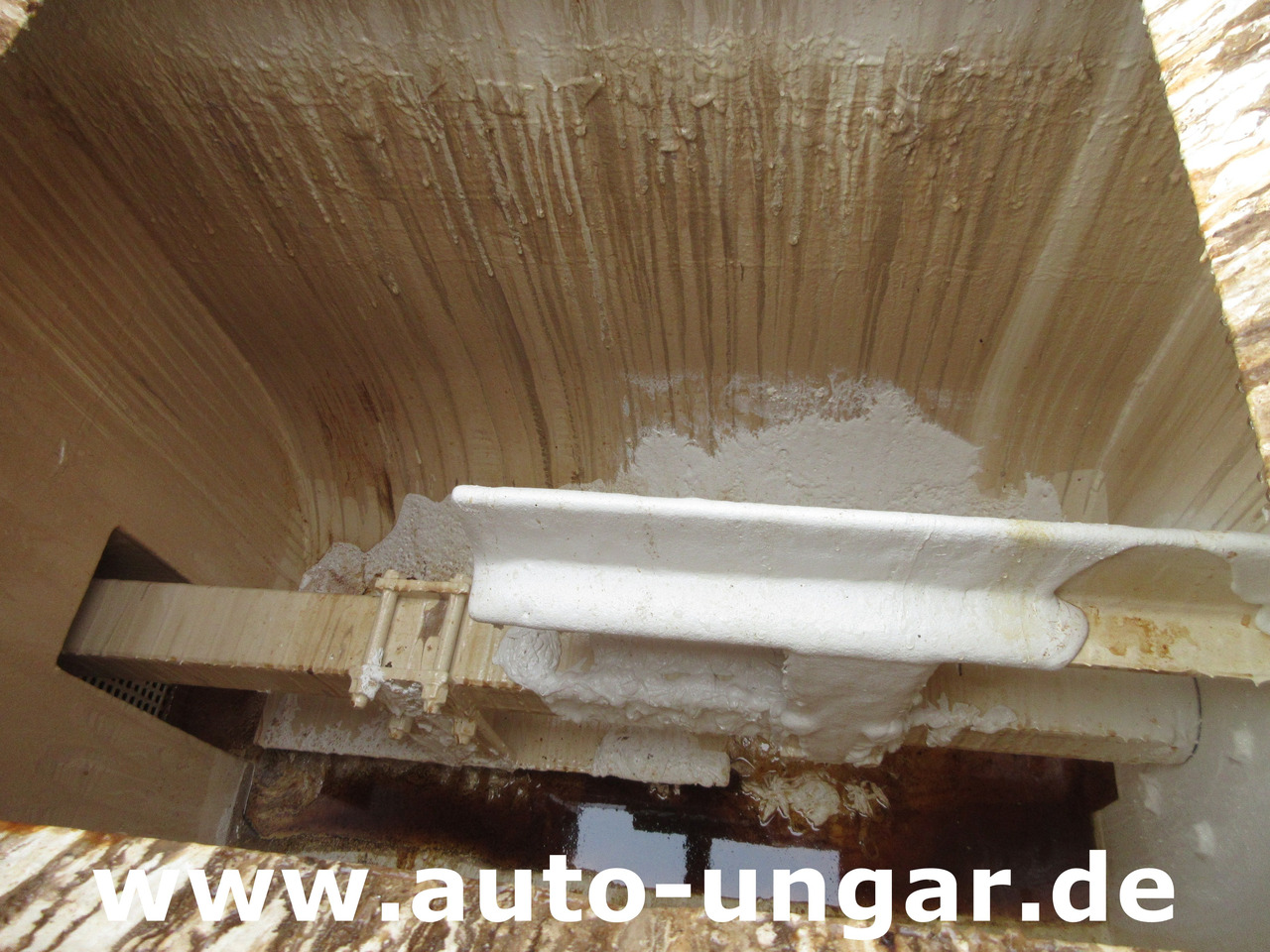 Stroj za asfaltiranje Hofmann H75 - 1000 Thermoplastic Roadmarking Machine Truck Mounted Hot Paint: slika Stroj za asfaltiranje Hofmann H75 - 1000 Thermoplastic Roadmarking Machine Truck Mounted Hot Paint Stroj za asfaltiranje Hofmann H75 - 1000 Thermoplastic Roadmarking Machine Truck Mounted Hot Paint: slika Stroj za asfaltiranje Hofmann H75 - 1000 Thermoplastic Roadmarking Machine Truck Mounted Hot Paint