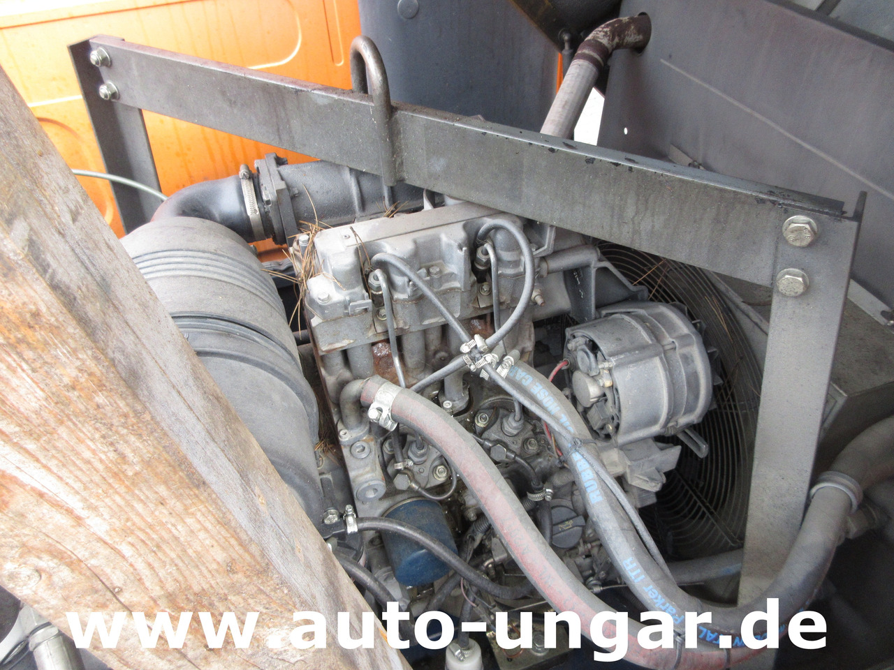 Stroj za asfaltiranje Hofmann H75 - 1000 Thermoplastic Roadmarking Machine Truck Mounted Hot Paint: slika Stroj za asfaltiranje Hofmann H75 - 1000 Thermoplastic Roadmarking Machine Truck Mounted Hot Paint Stroj za asfaltiranje Hofmann H75 - 1000 Thermoplastic Roadmarking Machine Truck Mounted Hot Paint: slika Stroj za asfaltiranje Hofmann H75 - 1000 Thermoplastic Roadmarking Machine Truck Mounted Hot Paint