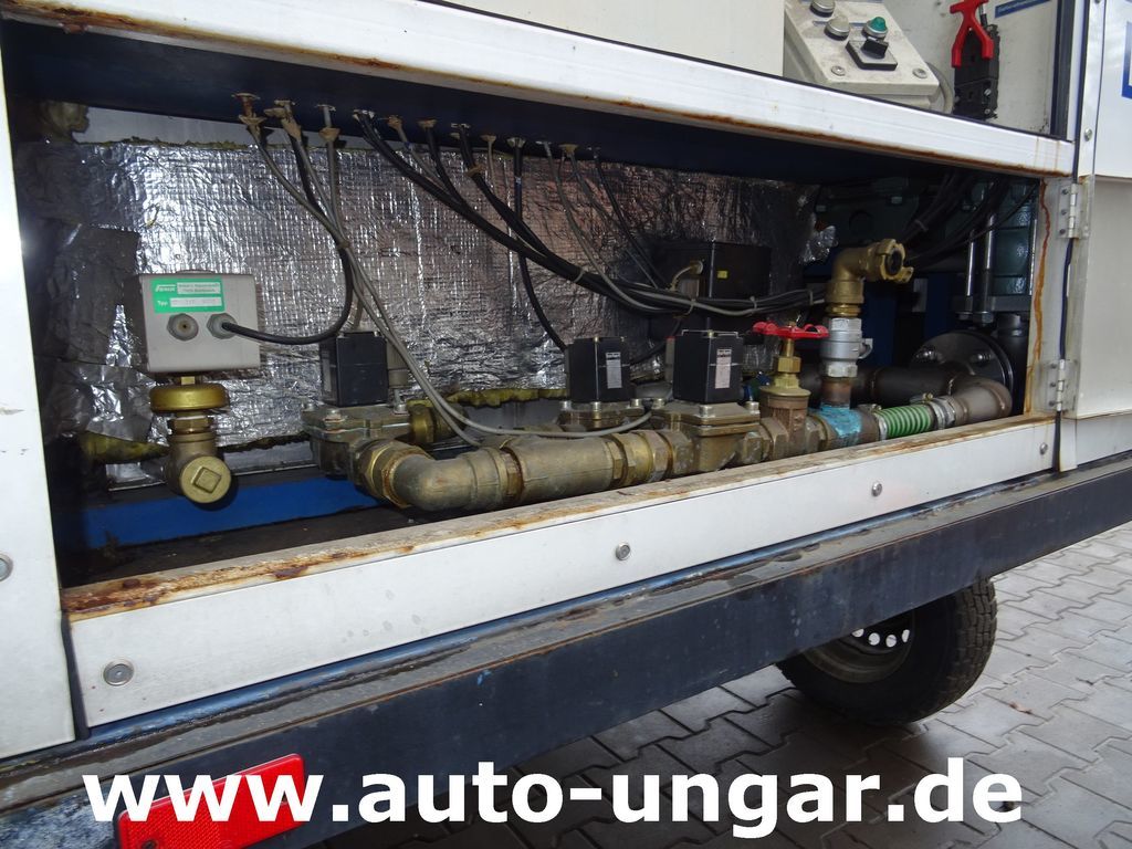 Vozilo za odleđivanje zrakoplova Kunz Aircraft De-Icer Anti-Icer 1200E GSE: slika Vozilo za odleđivanje zrakoplova Kunz Aircraft De-Icer Anti-Icer 1200E GSE