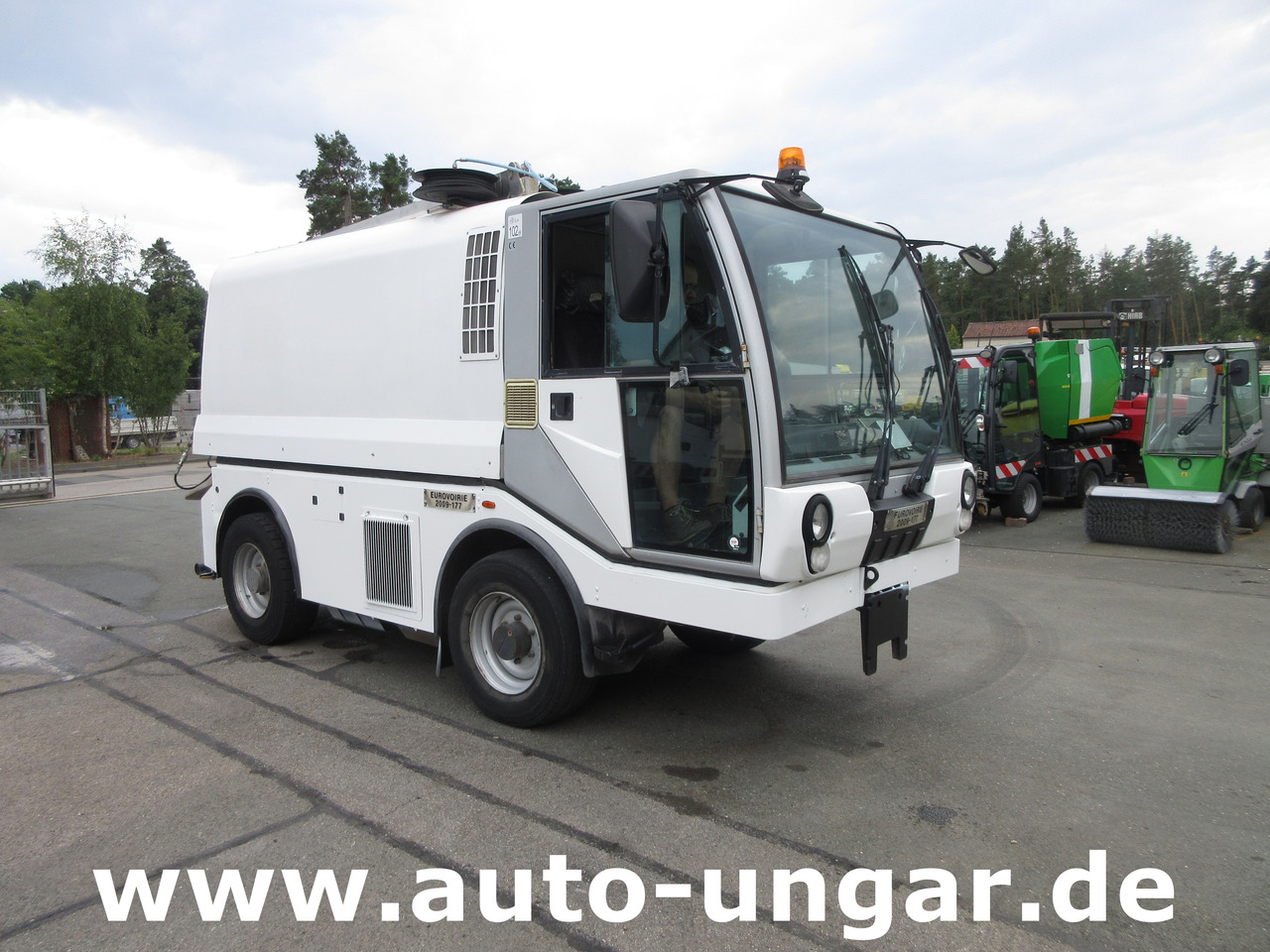 Bucher CityLav 5000 CC 5000 EU5 Hochdruckreiniger am Heck Wasserwagen Gießwagen - Namjenska/ Posebna vozila: slika Bucher CityLav 5000 CC 5000 EU5 Hochdruckreiniger am Heck Wasserwagen Gießwagen - Namjenska/ Posebna vozila Bucher CityLav 5000 CC 5000 EU5 Hochdruckreiniger am Heck Wasserwagen Gießwagen - Namjenska/ Posebna vozila: slika Bucher CityLav 5000 CC 5000 EU5 Hochdruckreiniger am Heck Wasserwagen Gießwagen - Namjenska/ Posebna vozila