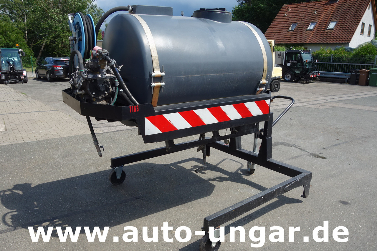 NILFISK CR3500 Wasserfass mit Pumpe + Schlauchhaspel Schmidt Multigo Schwemmaufbau - Namjenska/ Posebna vozila: slika NILFISK CR3500 Wasserfass mit Pumpe + Schlauchhaspel Schmidt Multigo Schwemmaufbau - Namjenska/ Posebna vozila NILFISK CR3500 Wasserfass mit Pumpe + Schlauchhaspel Schmidt Multigo Schwemmaufbau - Namjenska/ Posebna vozila: slika NILFISK CR3500 Wasserfass mit Pumpe + Schlauchhaspel Schmidt Multigo Schwemmaufbau - Namjenska/ Posebna vozila