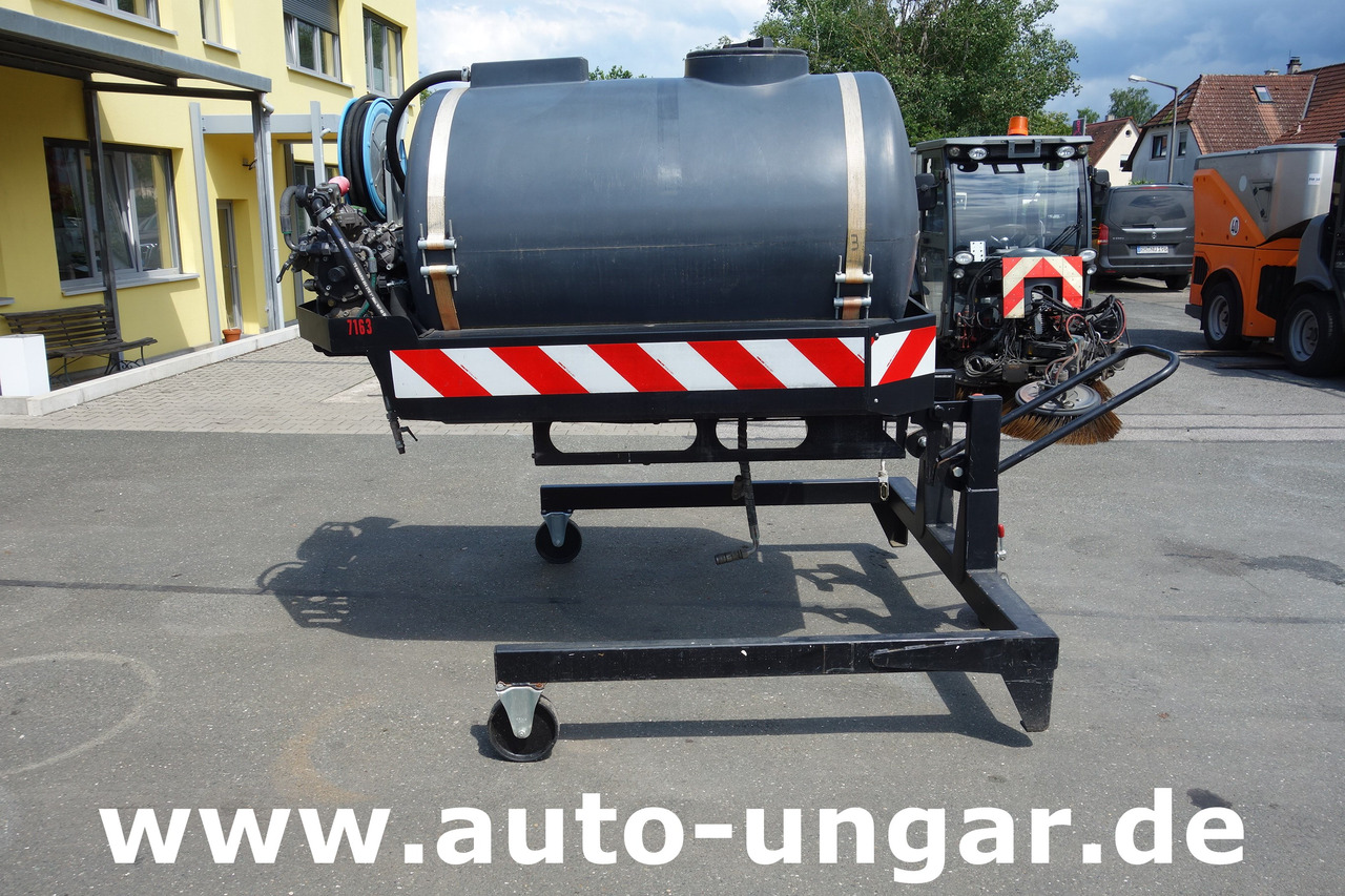 NILFISK CR3500 Wasserfass mit Pumpe + Schlauchhaspel Schmidt Multigo Schwemmaufbau - Namjenska/ Posebna vozila: slika NILFISK CR3500 Wasserfass mit Pumpe + Schlauchhaspel Schmidt Multigo Schwemmaufbau - Namjenska/ Posebna vozila NILFISK CR3500 Wasserfass mit Pumpe + Schlauchhaspel Schmidt Multigo Schwemmaufbau - Namjenska/ Posebna vozila: slika NILFISK CR3500 Wasserfass mit Pumpe + Schlauchhaspel Schmidt Multigo Schwemmaufbau - Namjenska/ Posebna vozila